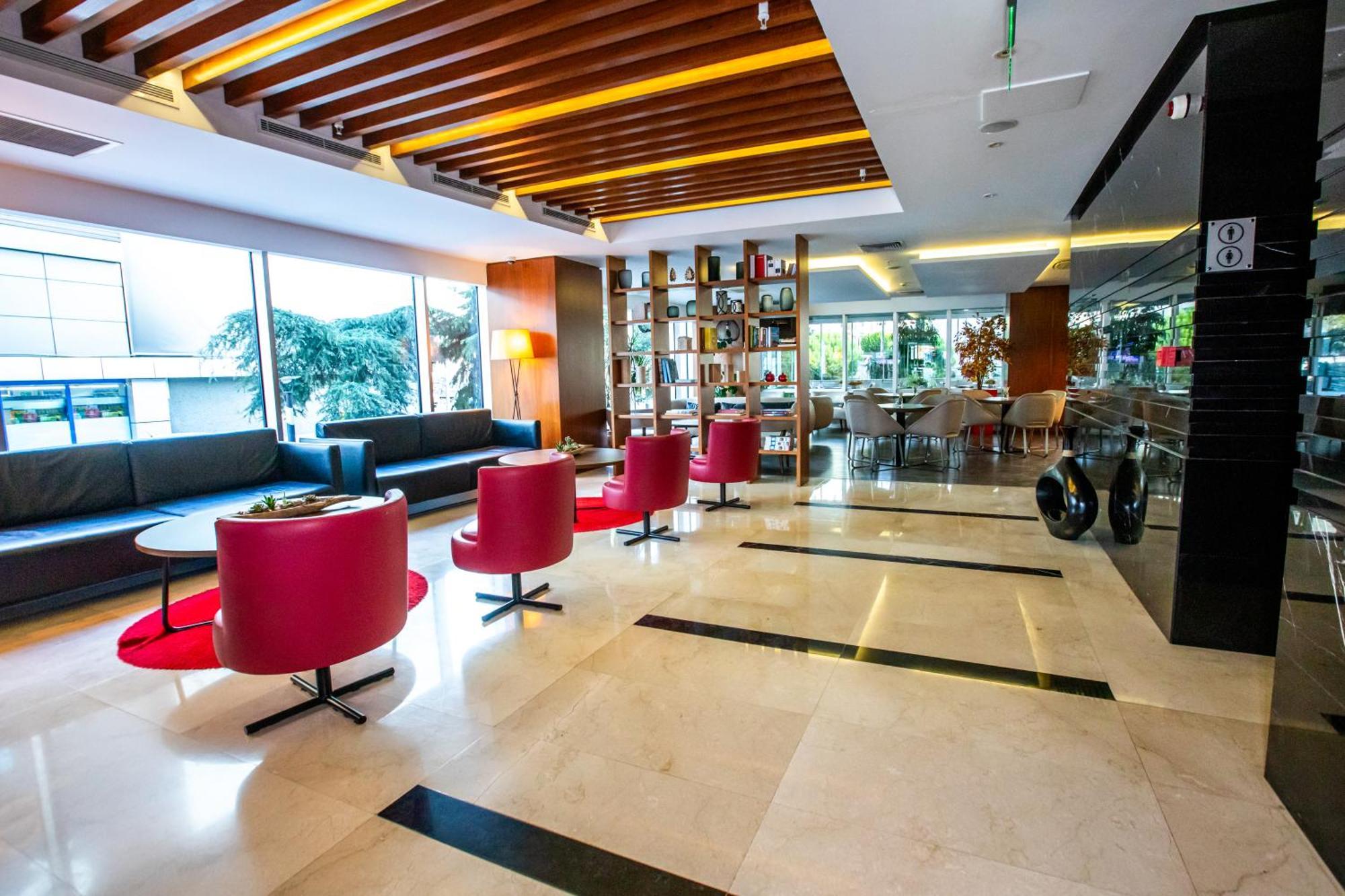 Ramada Encore Istanbul Kartal Exterior photo